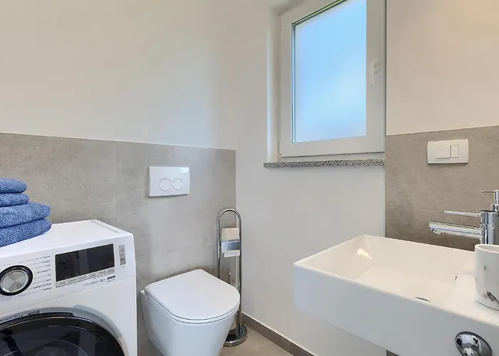 Nebra Vakantiehuis Frata